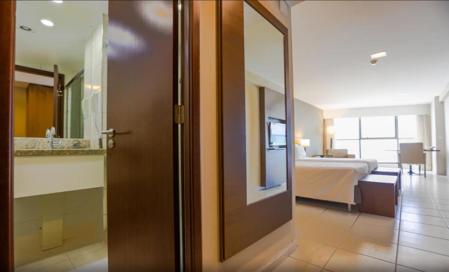 Beach Class - Hotel 5 Estrelas Na Avenida Boa Viagem Ресифи Екстериор снимка